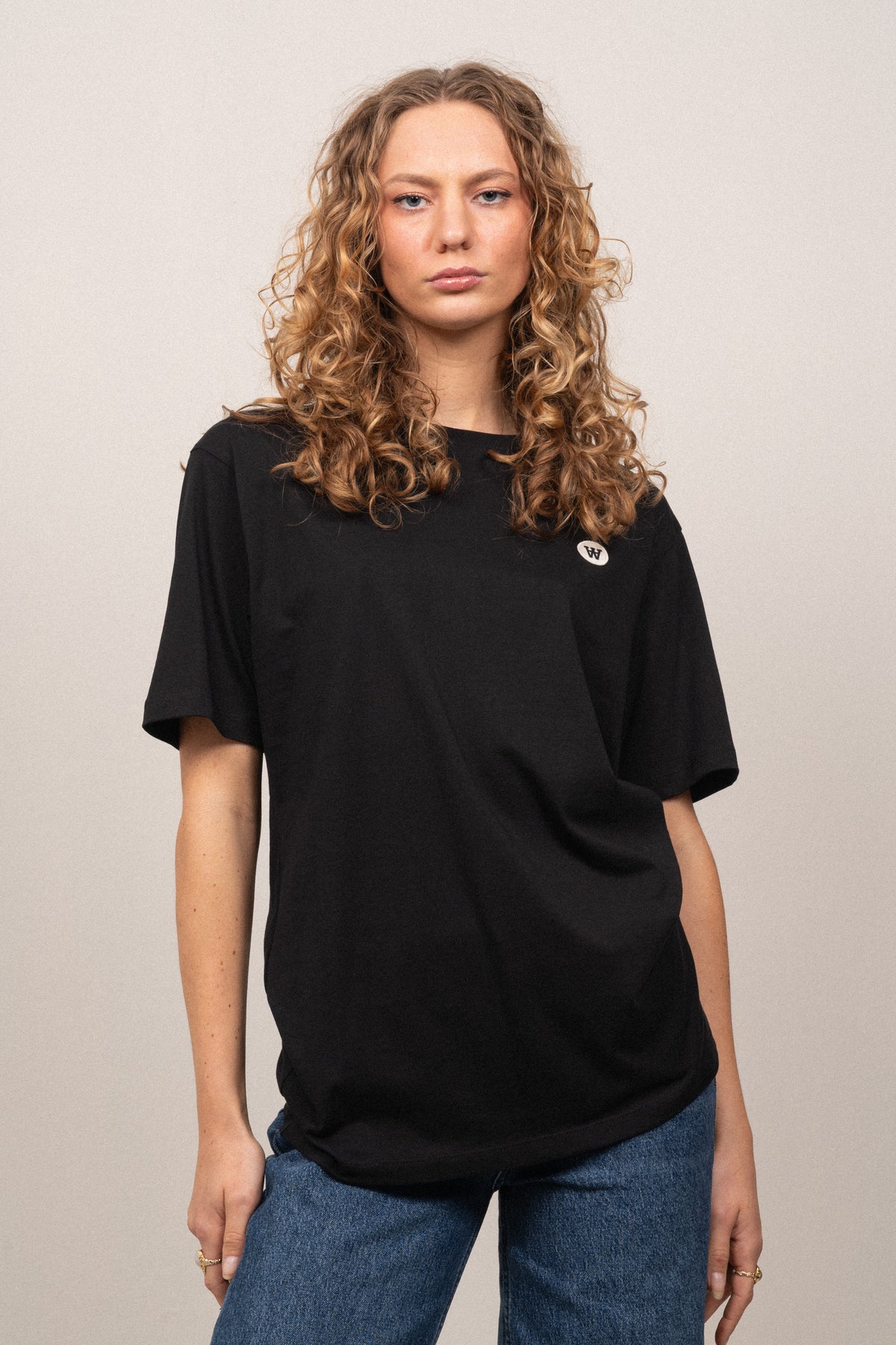 Ace Badge T-Shirt - Black