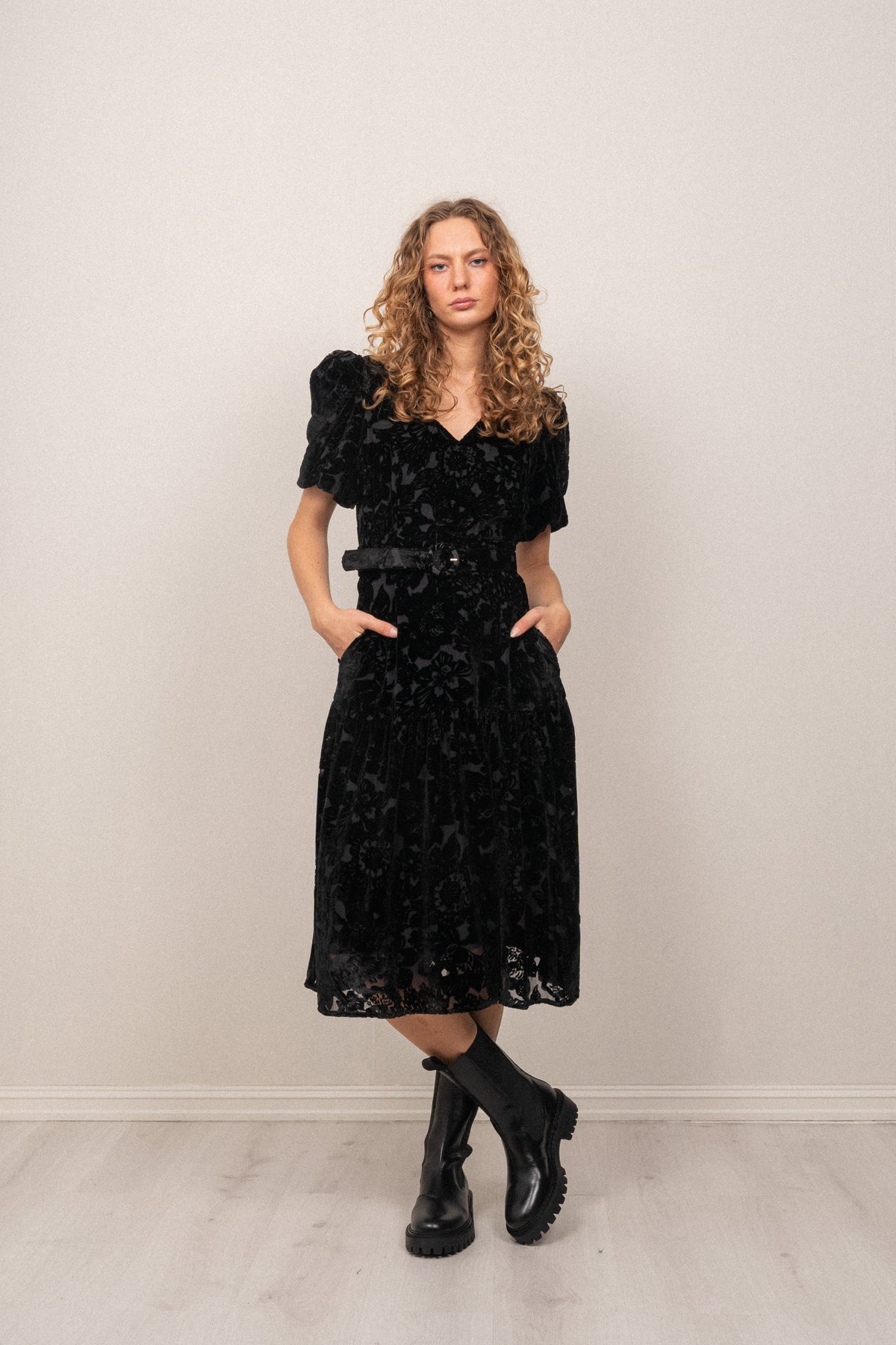Mia Velvet Burnout Dress - Black