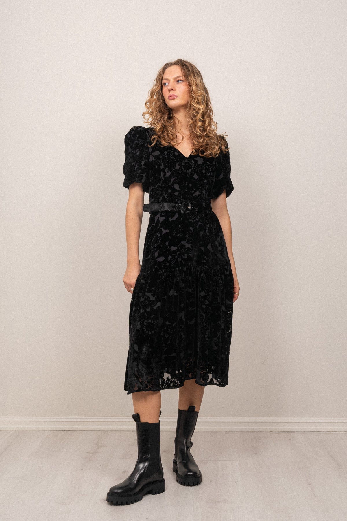 Mia Velvet Burnout Dress - Black
