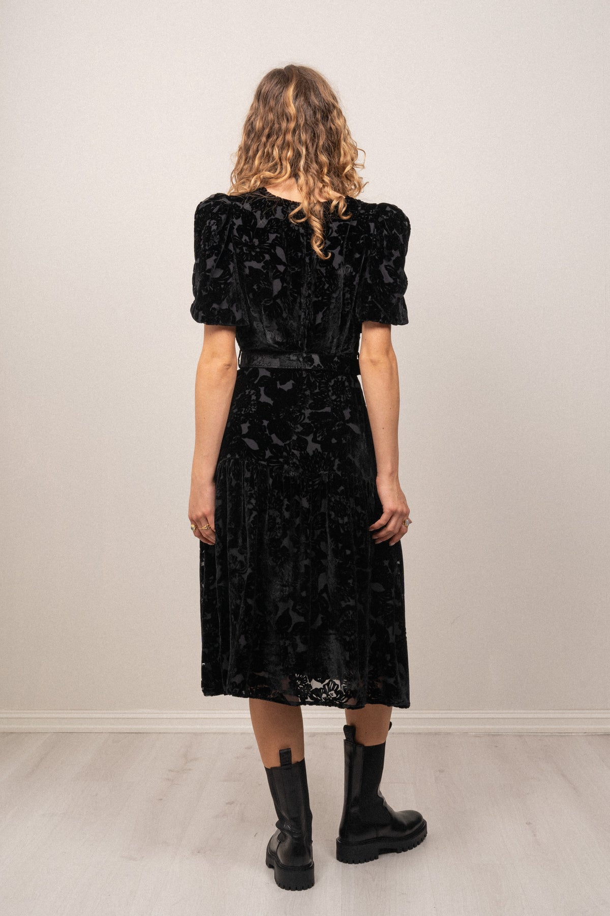 Mia Velvet Burnout Dress - Black