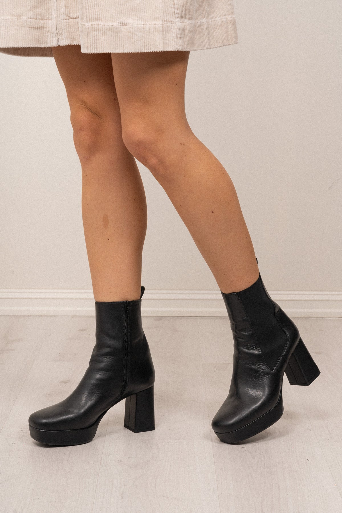 Marlow - Black