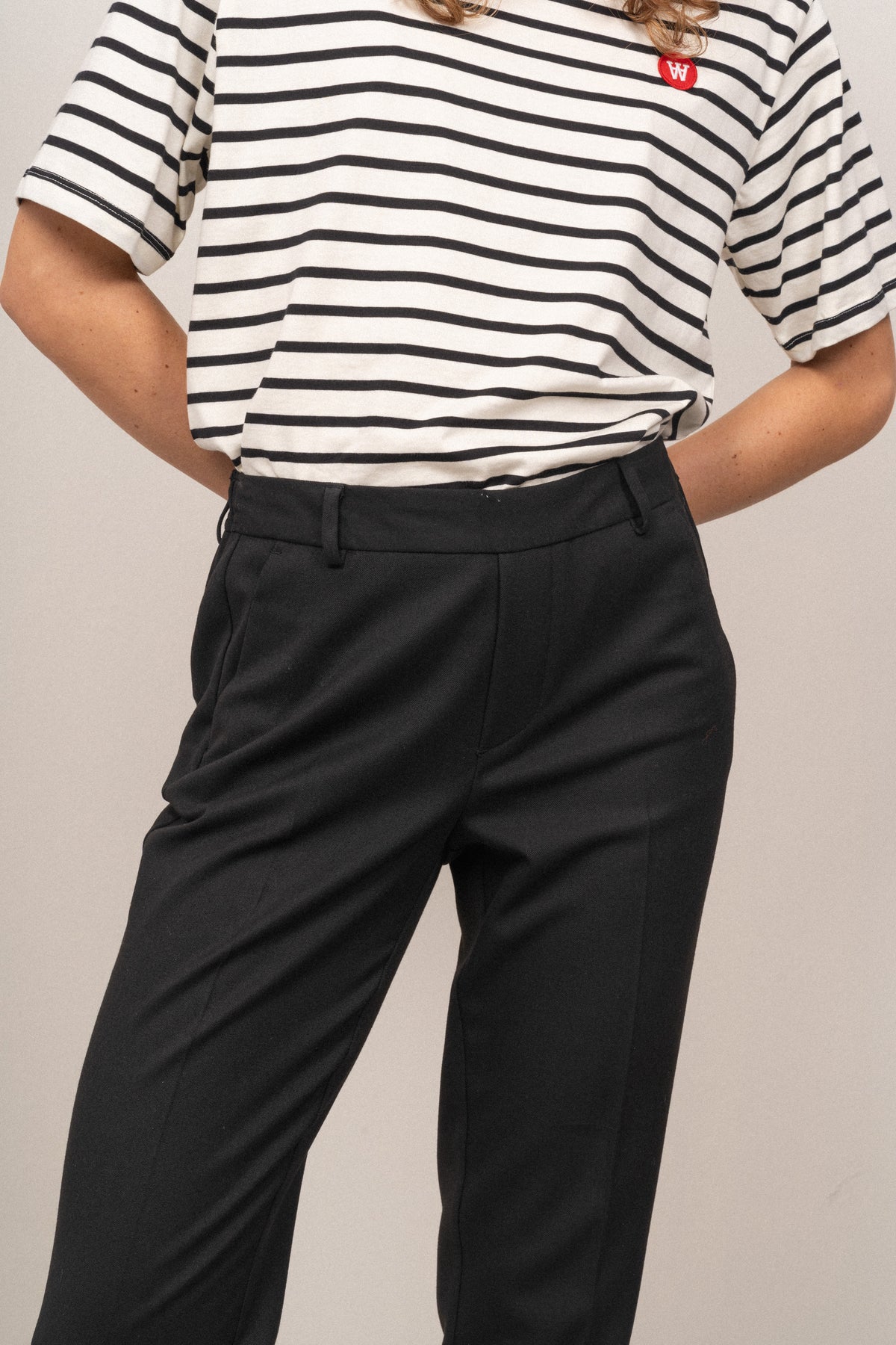 3596 Dori Relax - Ebony Black