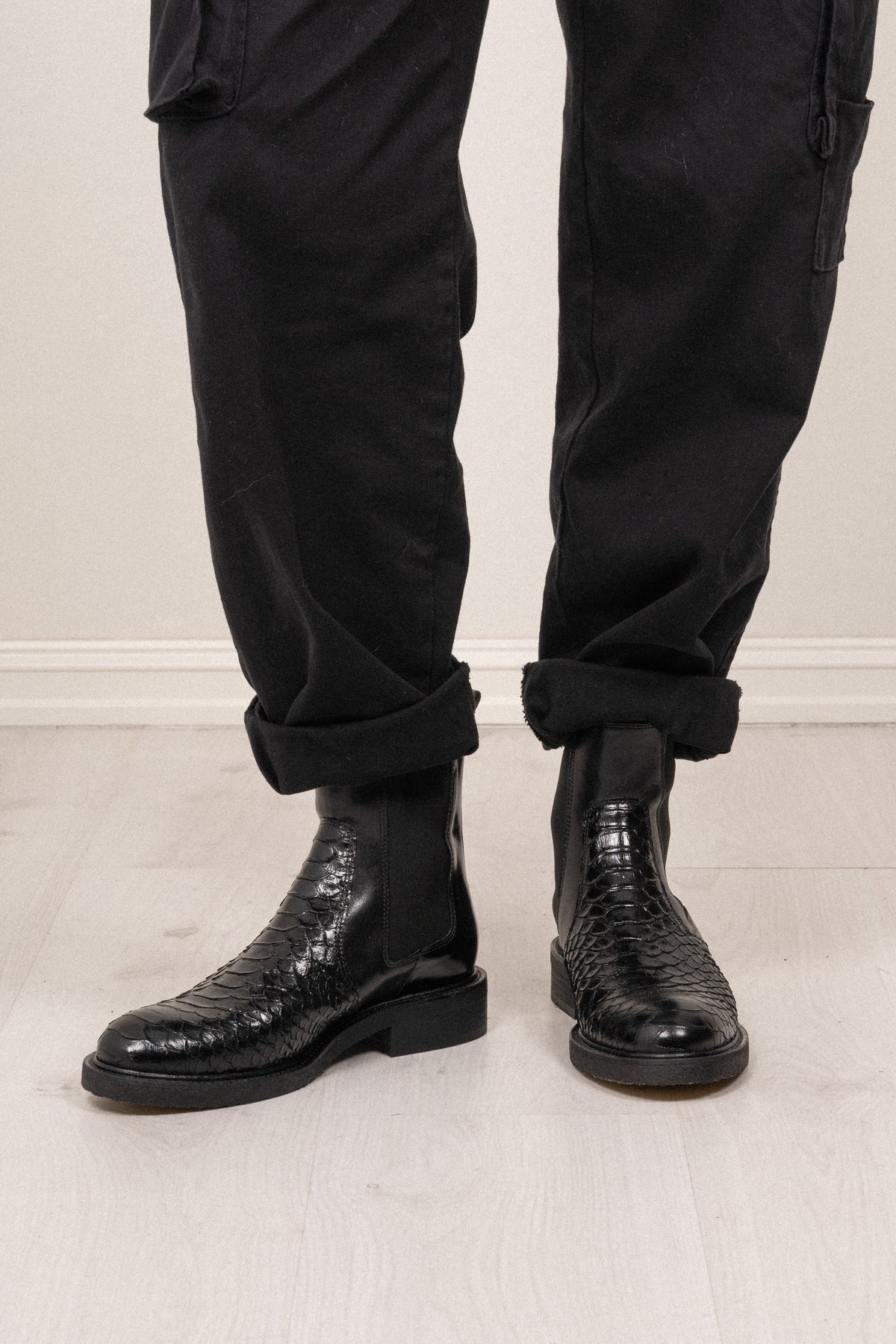 A5055 - Black Polo/Grey Snake