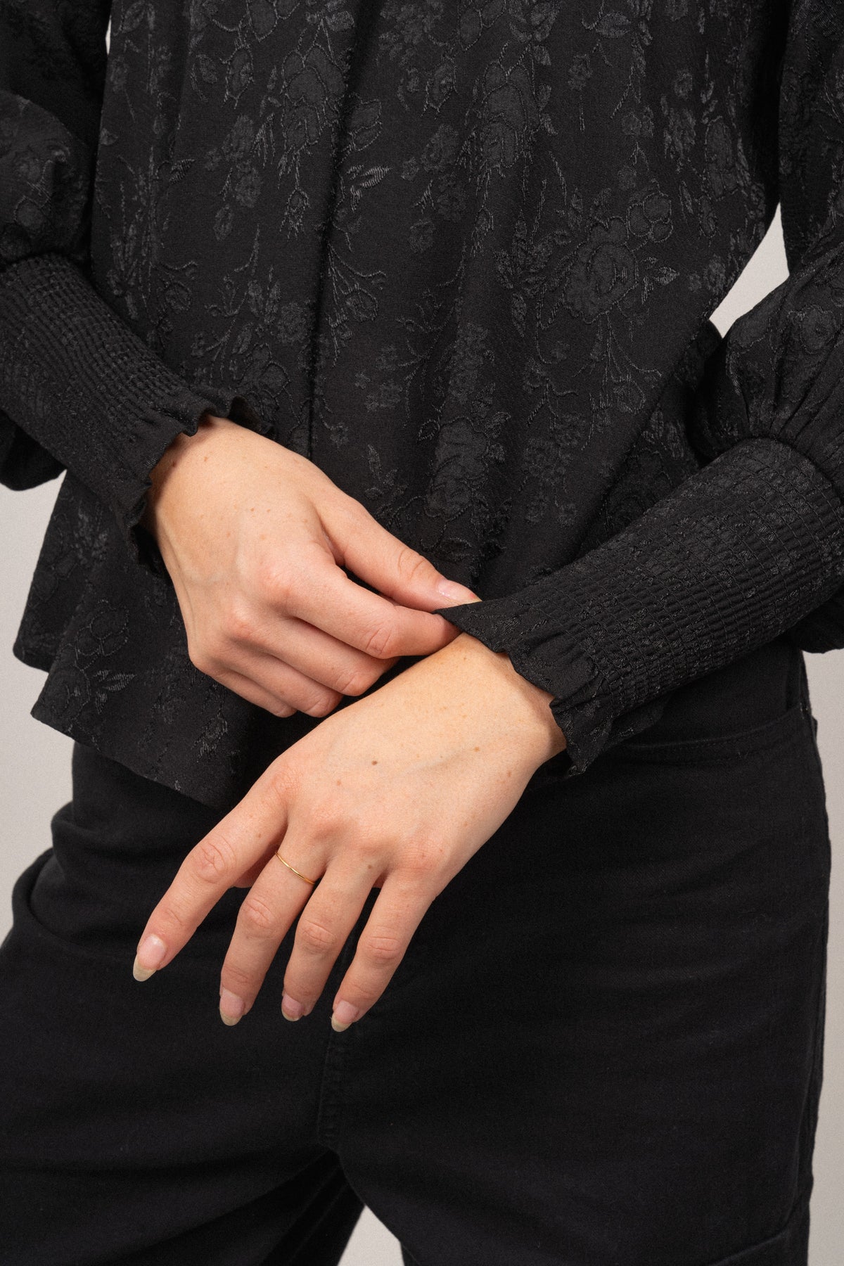 Linda Blouse - Black