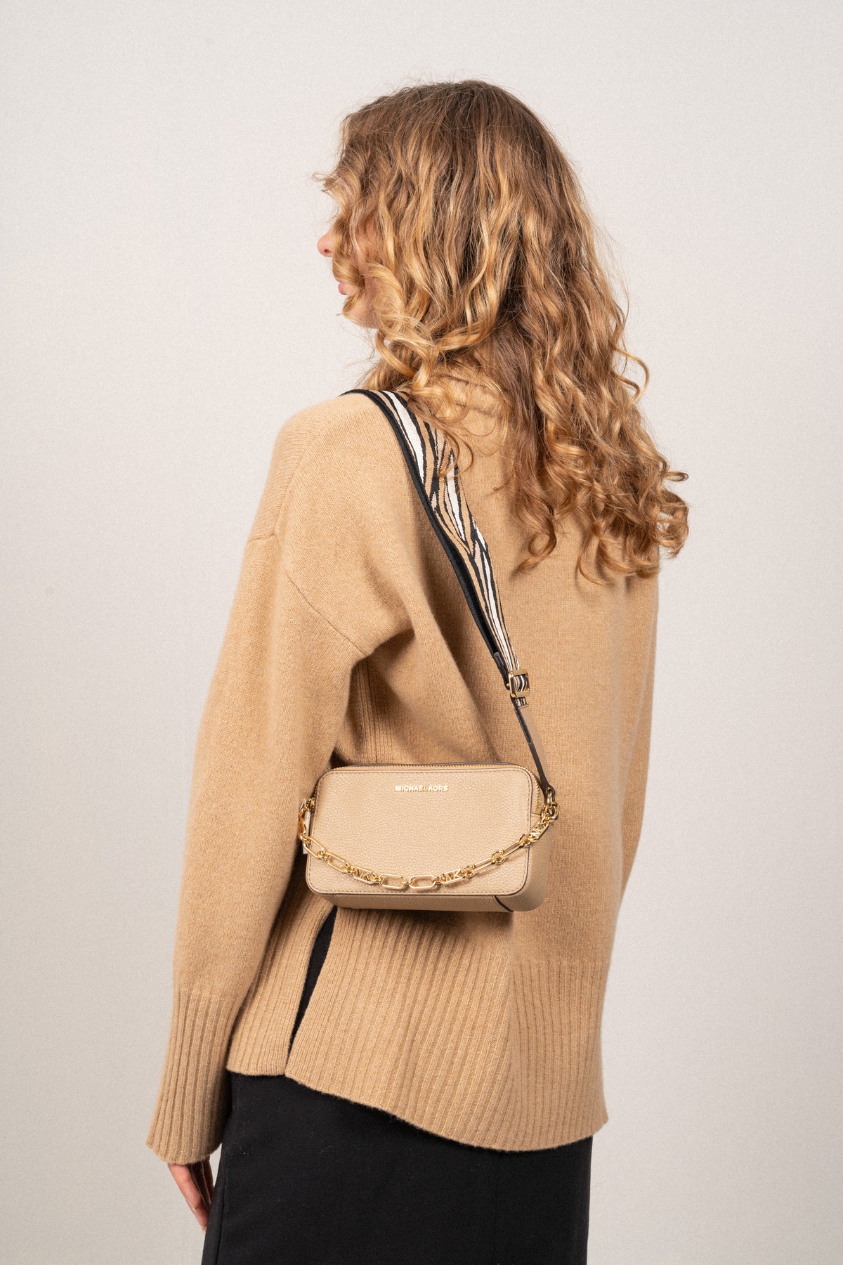 Jet Set Small Pebbled Leather Double Zip Camera Bag - Camel Multi