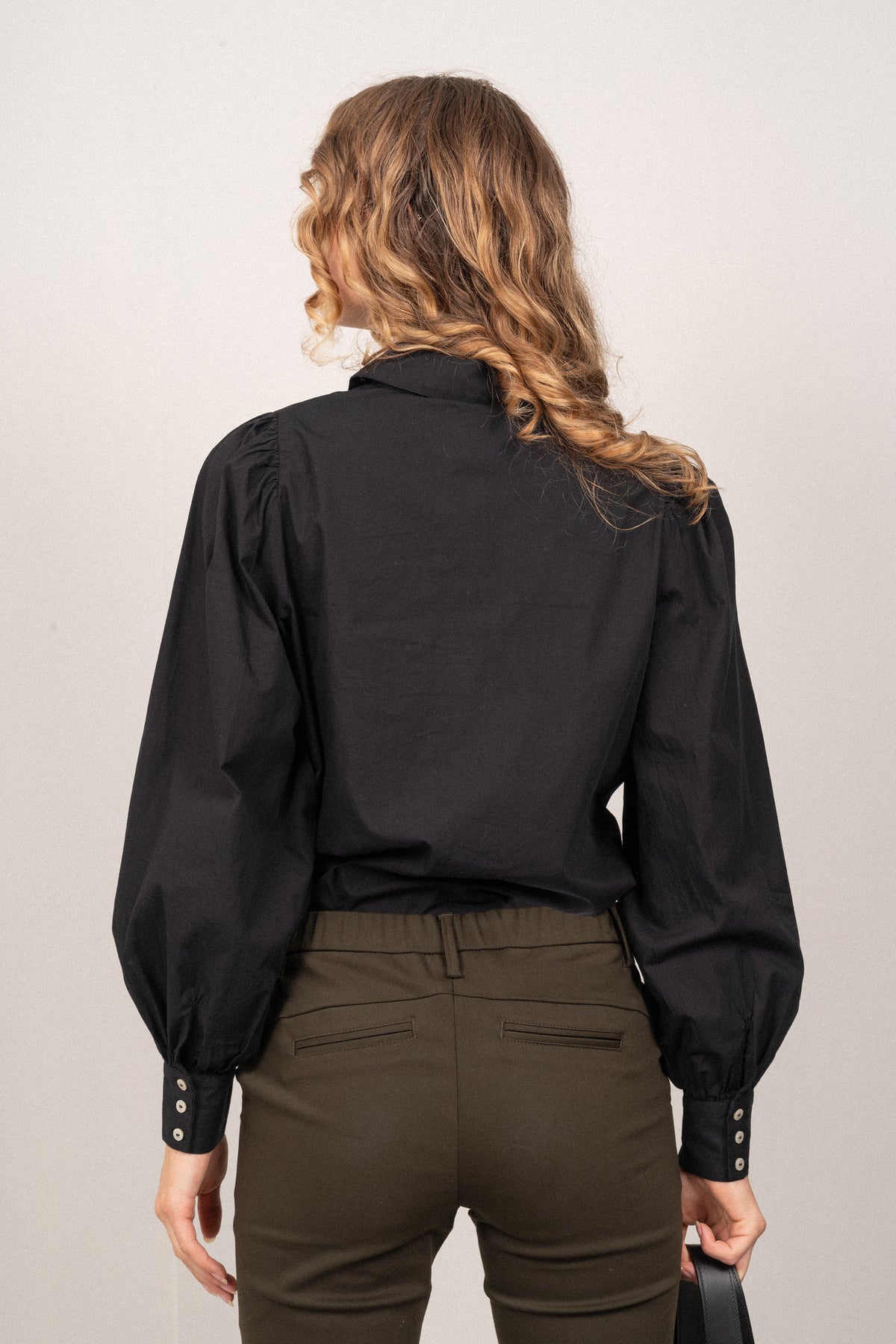 Yasphilly LS Shirt - Black