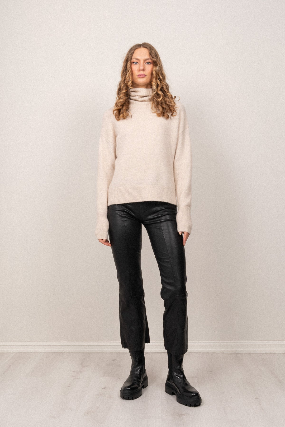 Gloria 3 Pants - Black