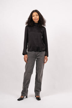Ivy LS Satin Top B - Black