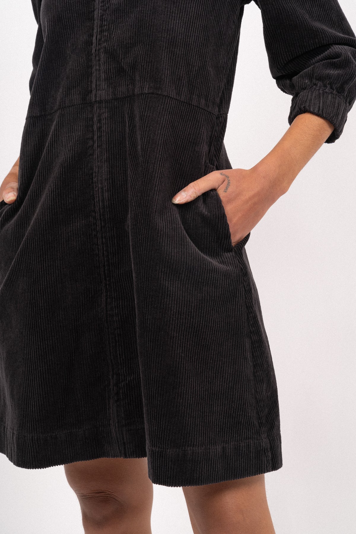 EyvorPW DR - Black