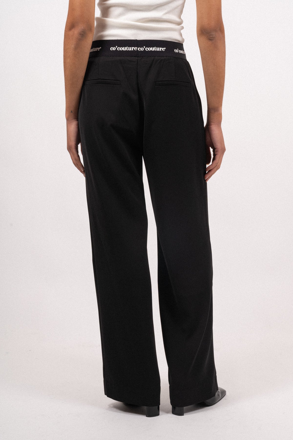 Aminacc Logo Pant - Black
