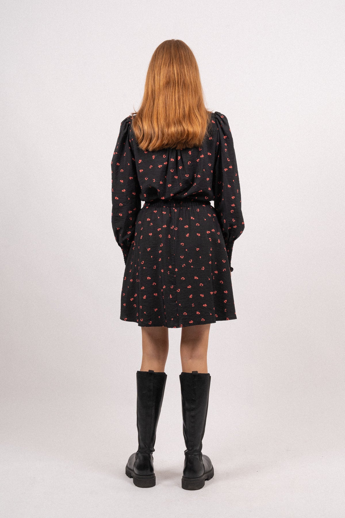 Vinaya Ladonna Skirt Aop - Black Flower