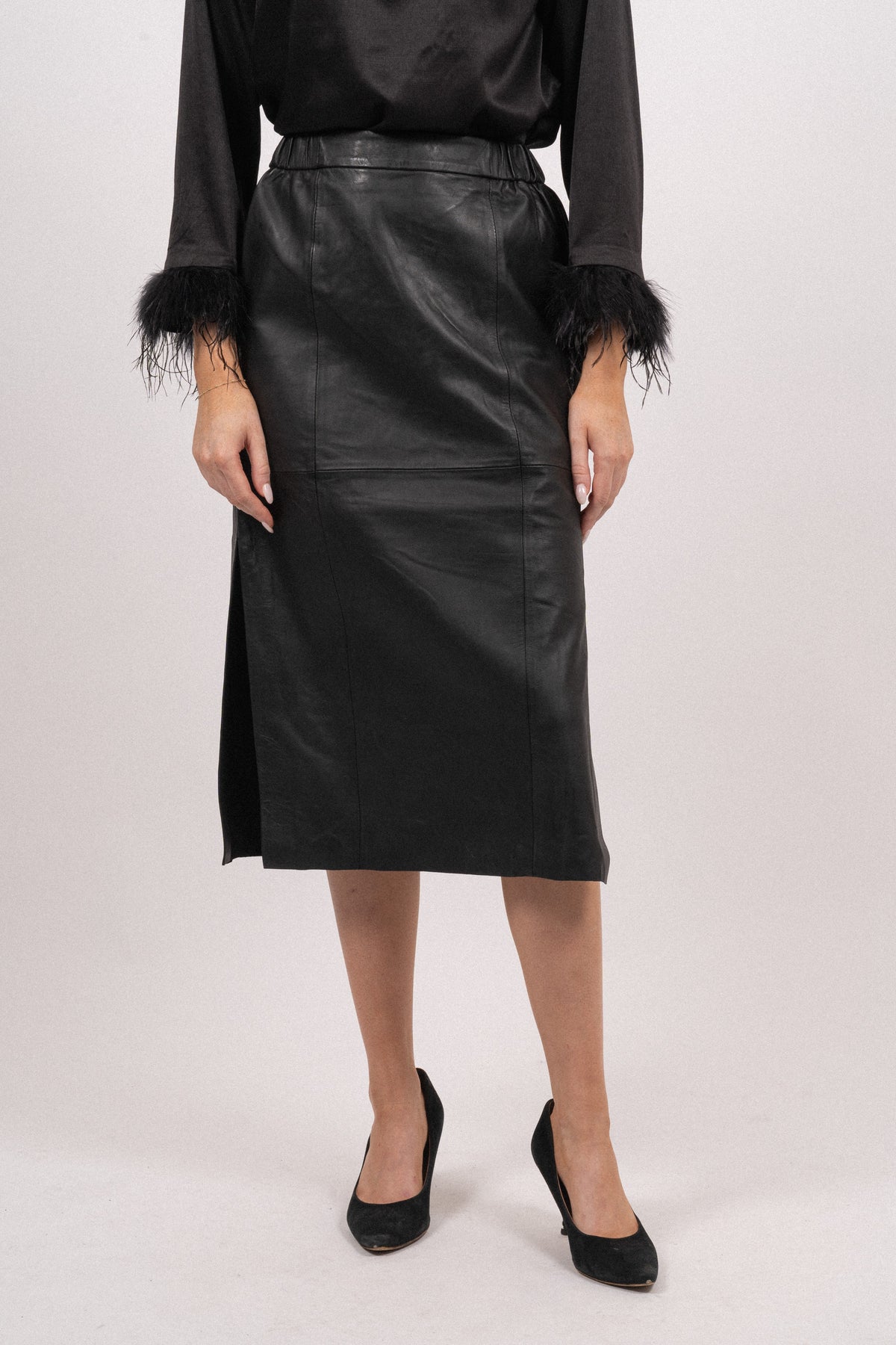 Fianna HW Midi Leather Skirt - Black