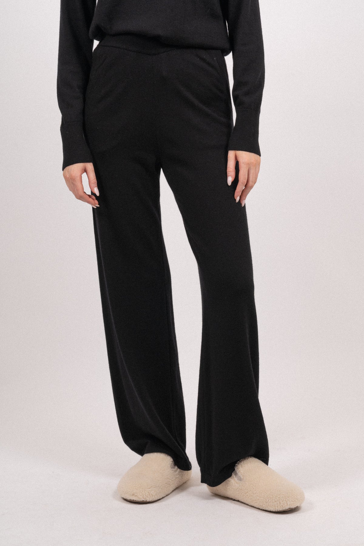 Hanni HW Knit Pant - Black