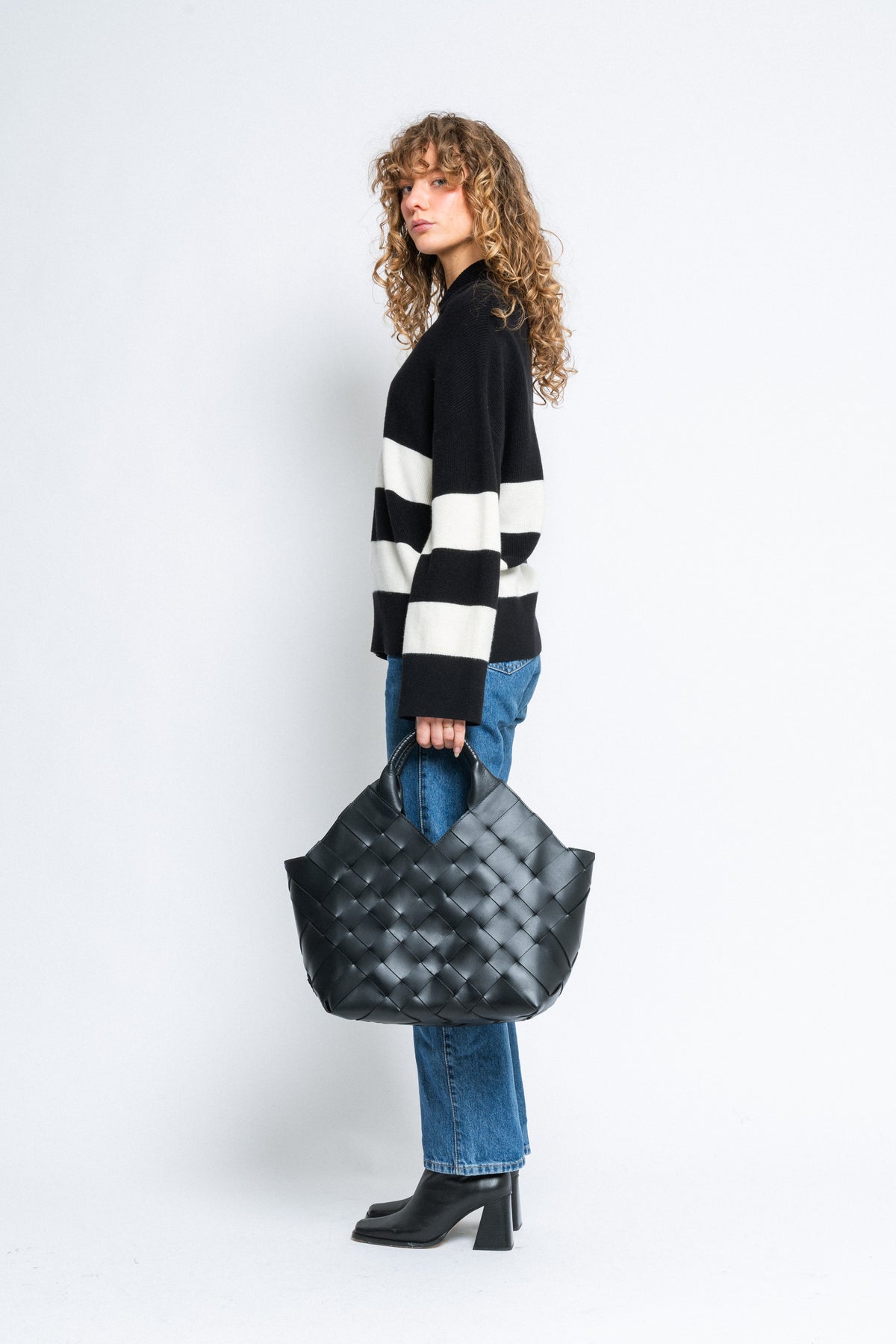 Misu L - Black Navy