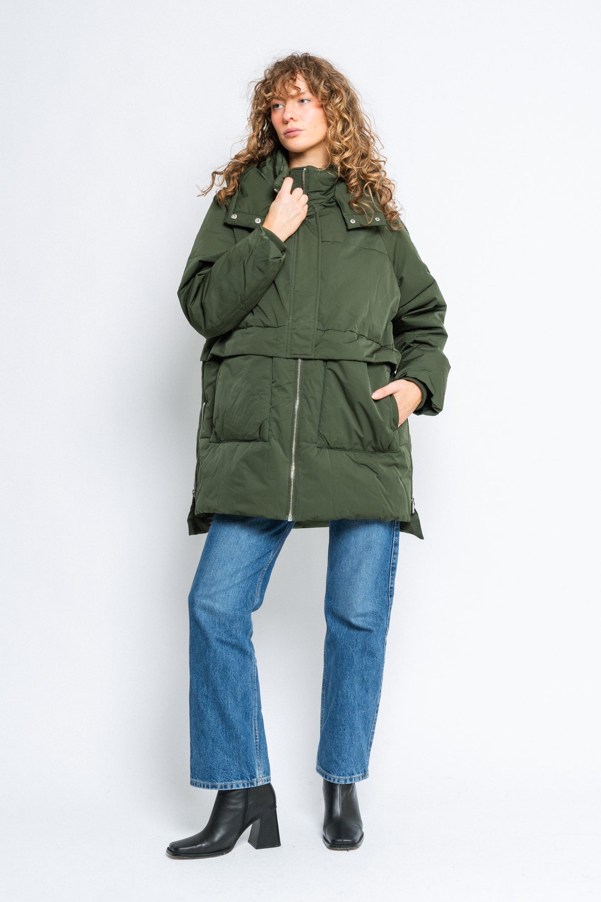 Petra Pavinaria Hood Jacket - Duffel Bag