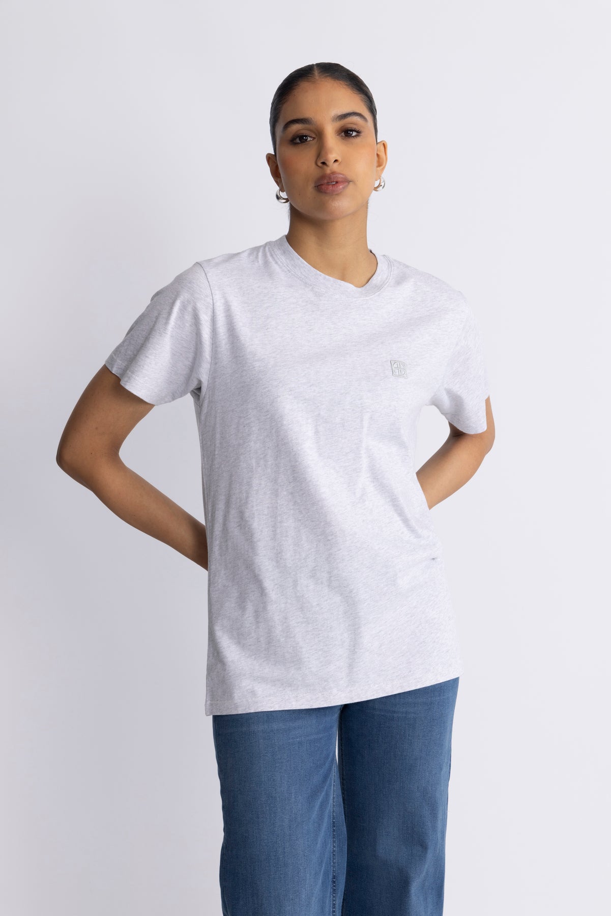 Lili Tee Framed Monogram - Heather Grey