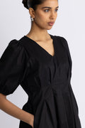 Poppycc Pleat Dress - Svart