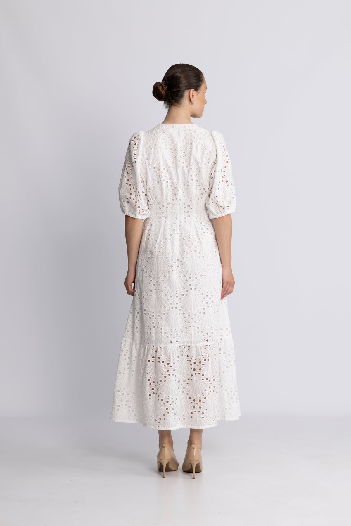 Nayacc Anglaise Pleat Dress - Vit