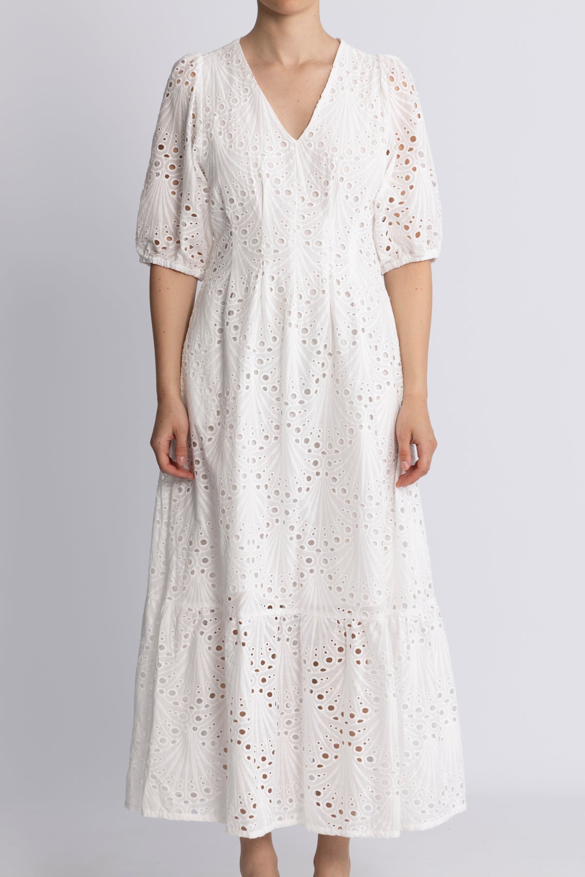Nayacc Anglaise Pleat Dress - Vit