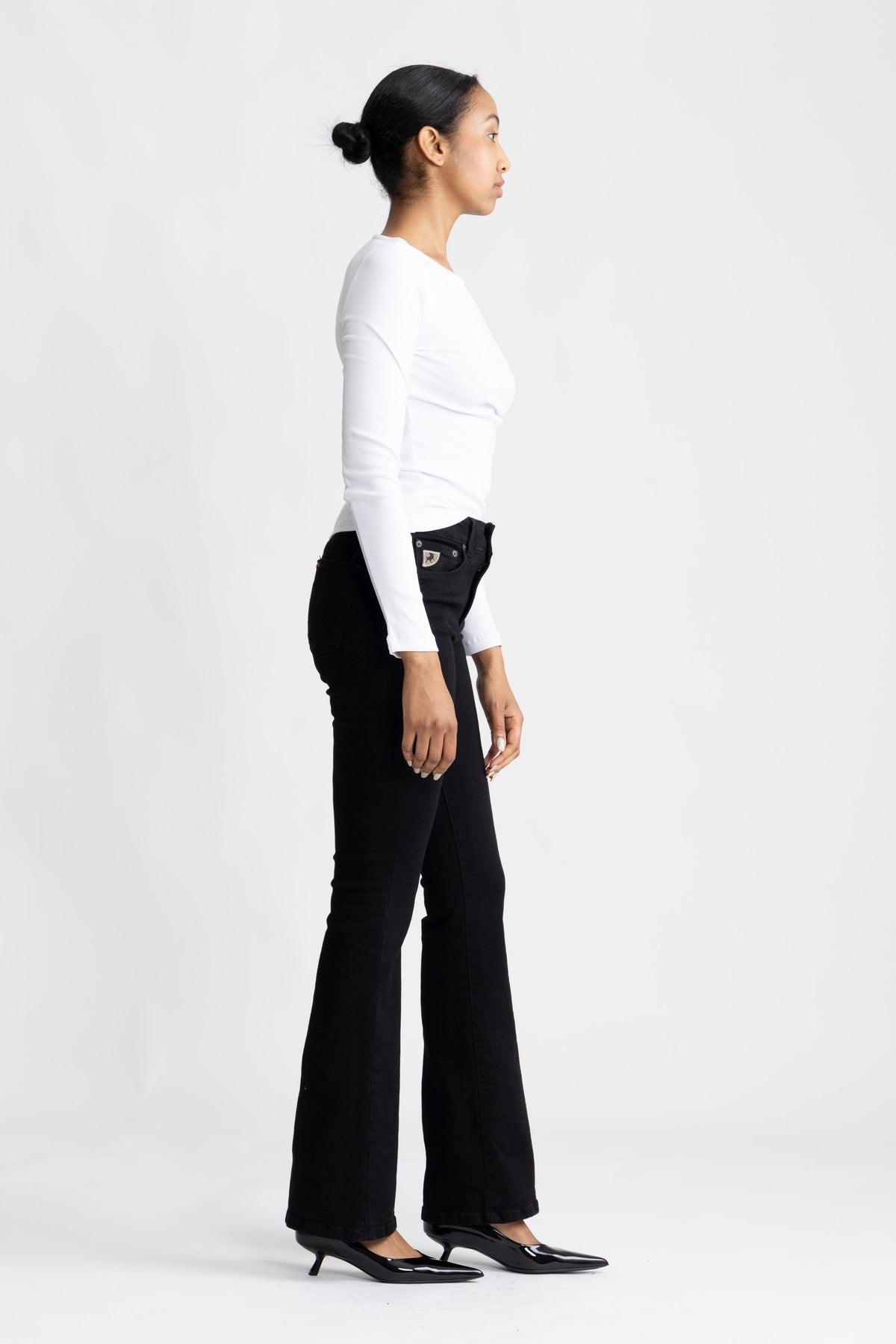 Raval 16 - The Black Caspar - Stone Black