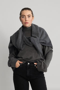 Triangle Scarf Merino - Volcano / Dark Grey