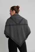 Triangle Scarf Merino - Volcano / Dark Grey
