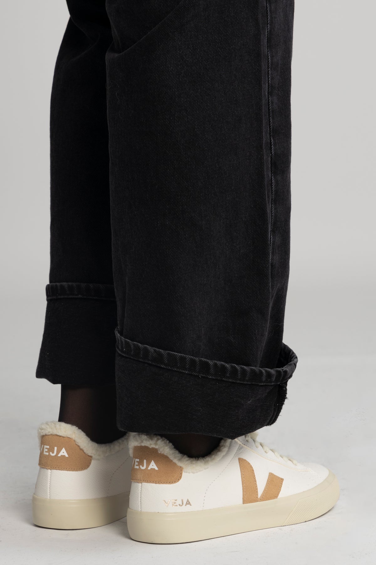 Campo Winter Chromefree Leather - Extra-White Desert
