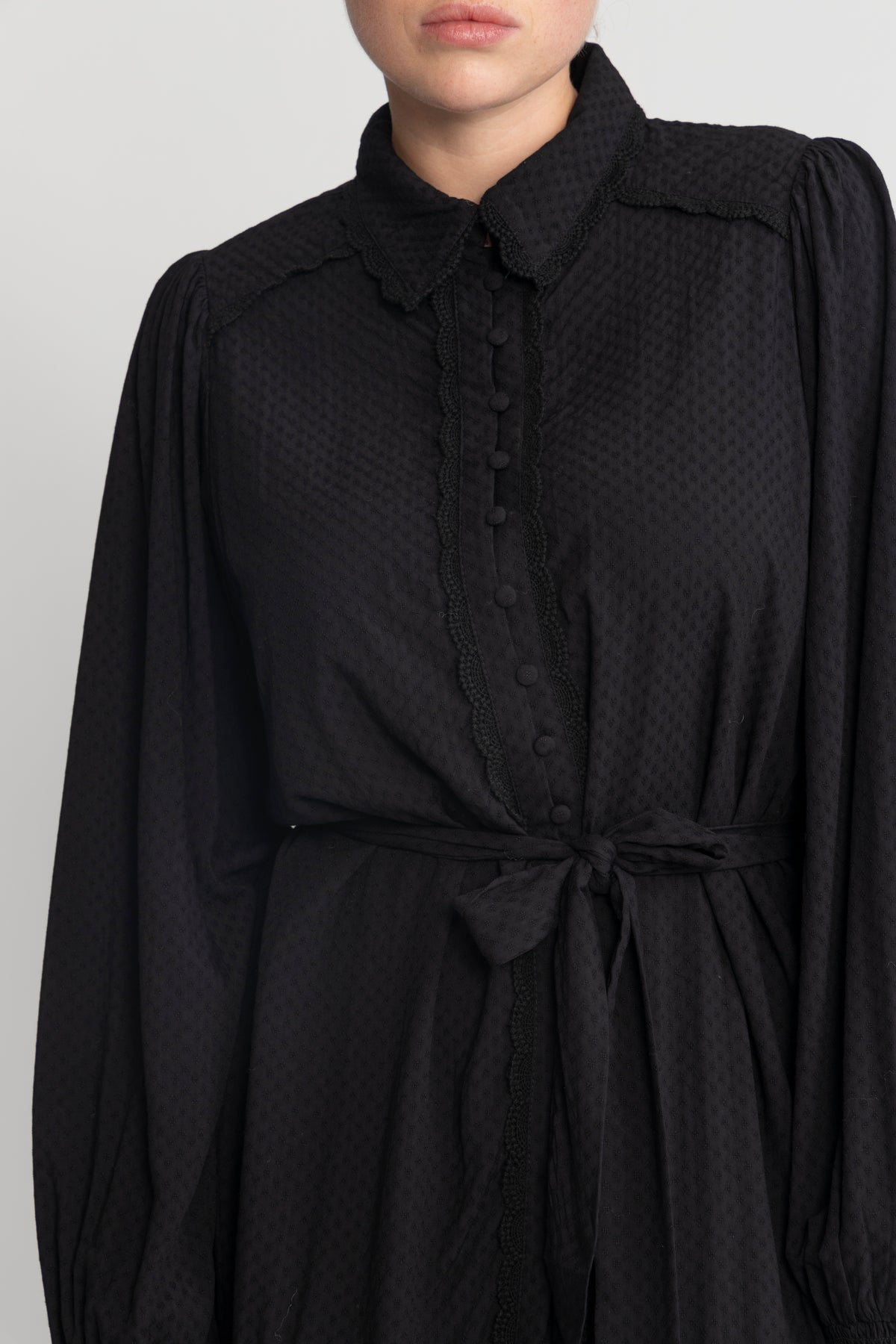 Yastilera LS Shirt Dress - Svart