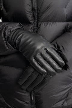 Mora Gloves - Black
