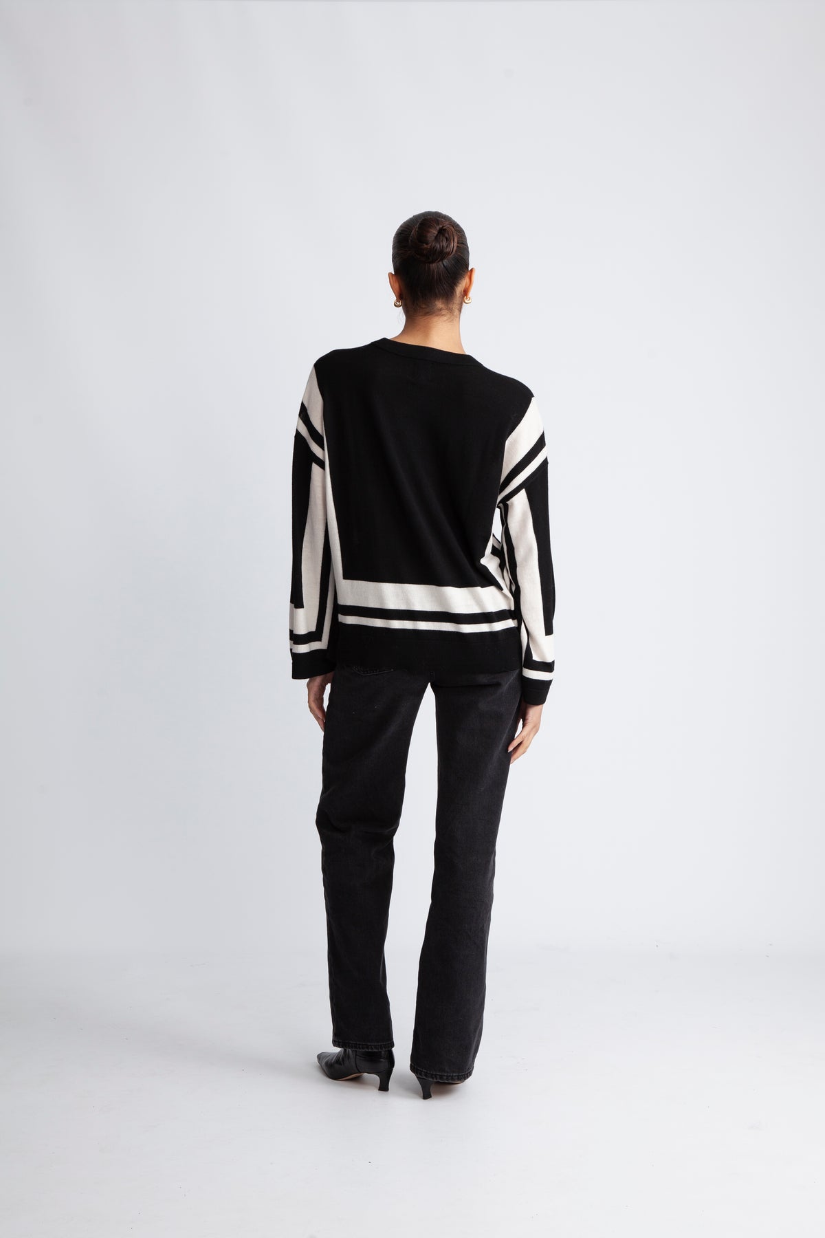 Brooklyn Pullover - Black