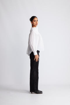 Plalia - White
