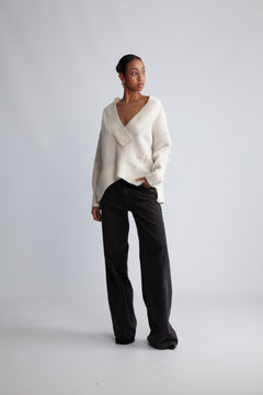 Fam V-Neck Sweater - White Alyssum