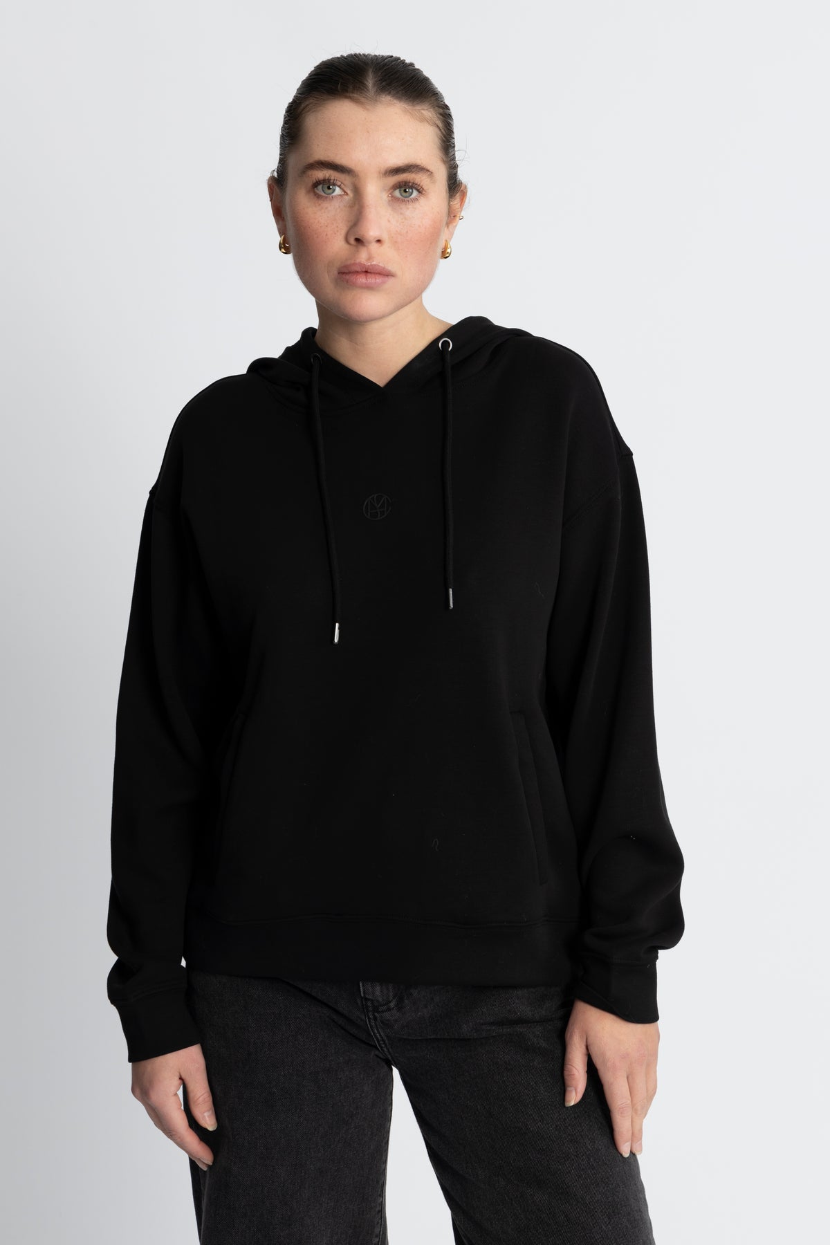 Ima Q Icon Hood Sweatshirt - Svart