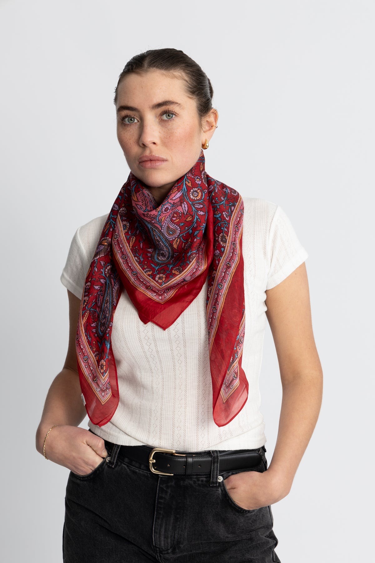 Rosaisley Sia Scarf - Salsa Red