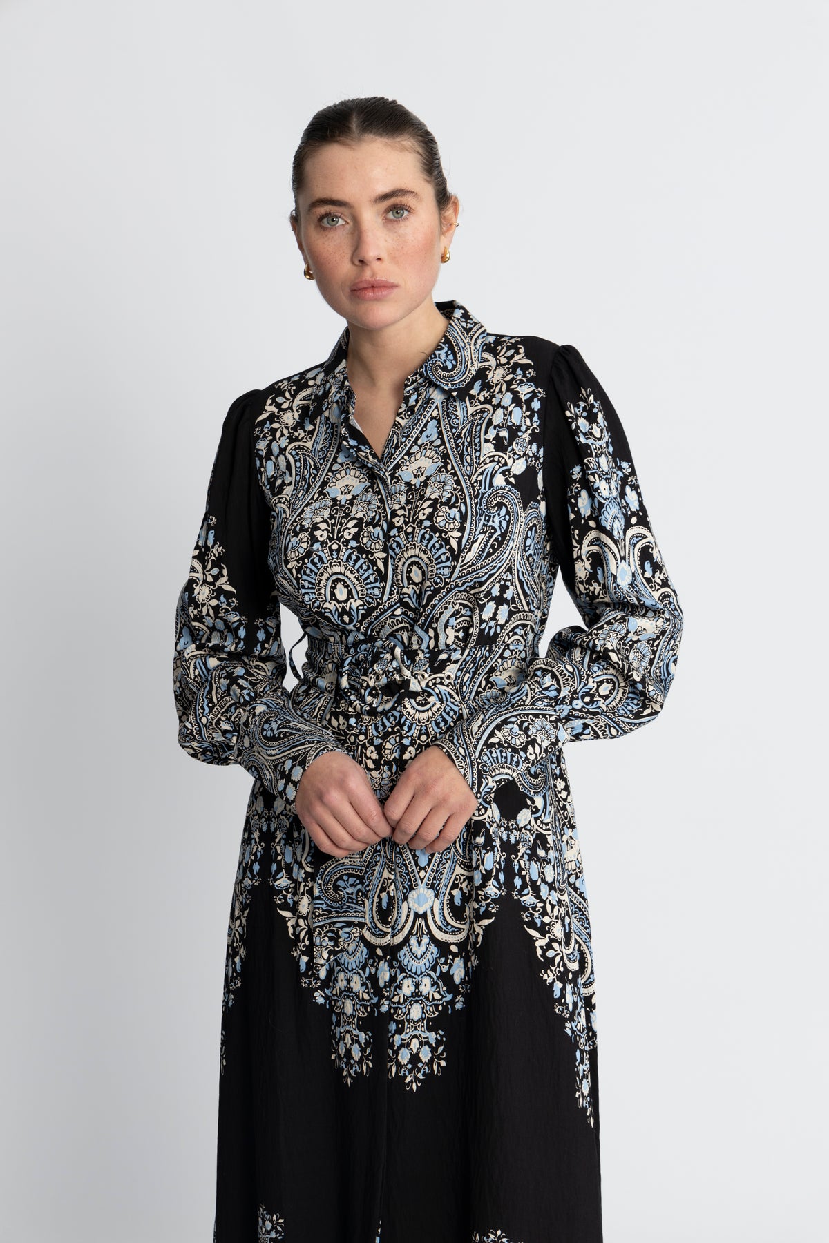 Yasbirma Ls Long Shirt Dress - Black Birma Print