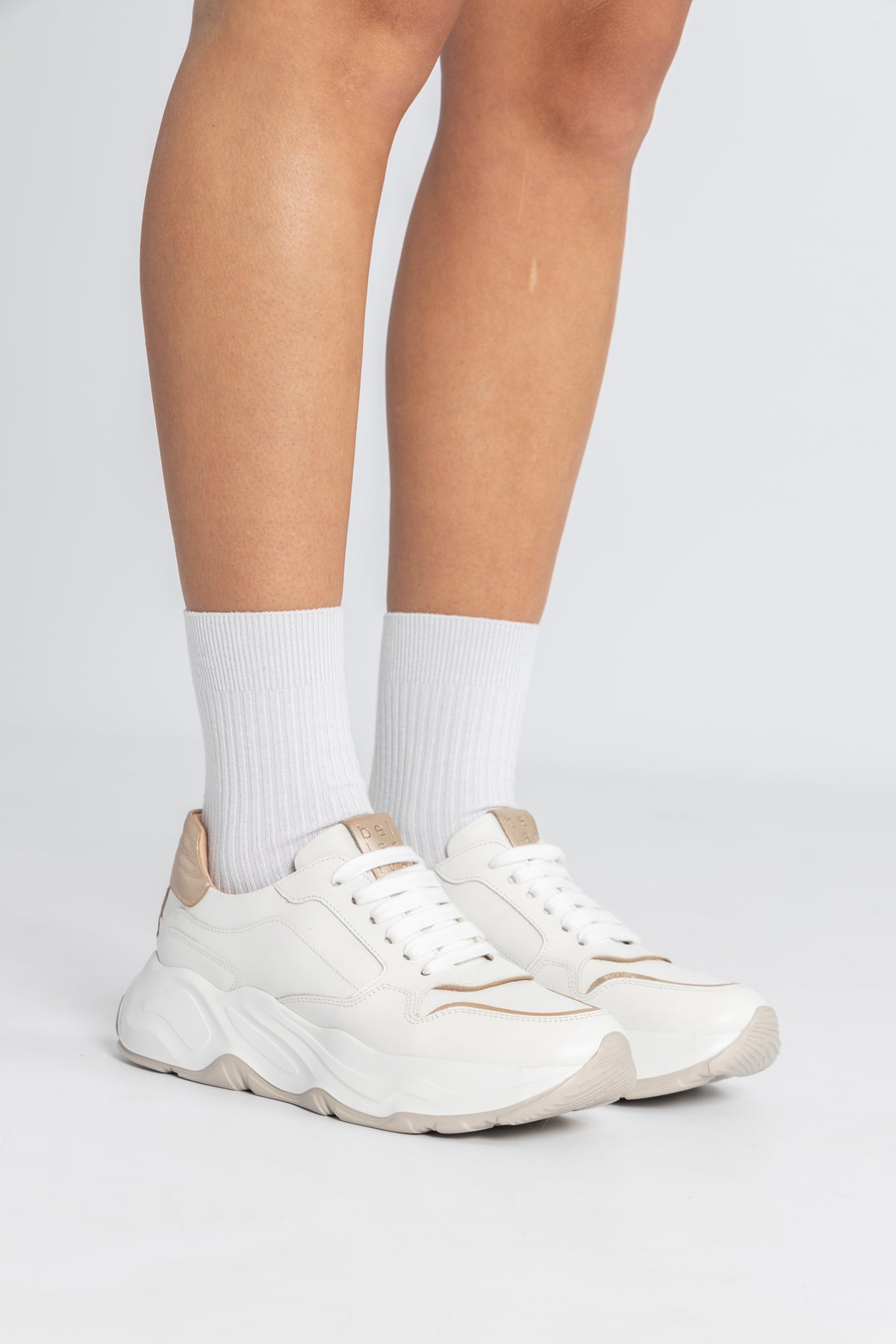 9953B Vitello - Bianco