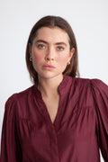 Ailacc Petra V-Shirt - Burgundy