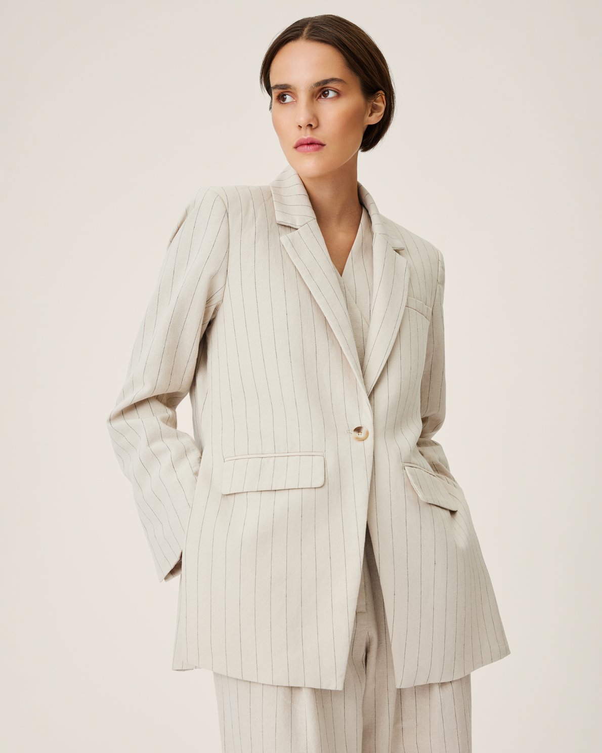 Jonalyn Slit Blazer Stp - Oatmeal/Grey