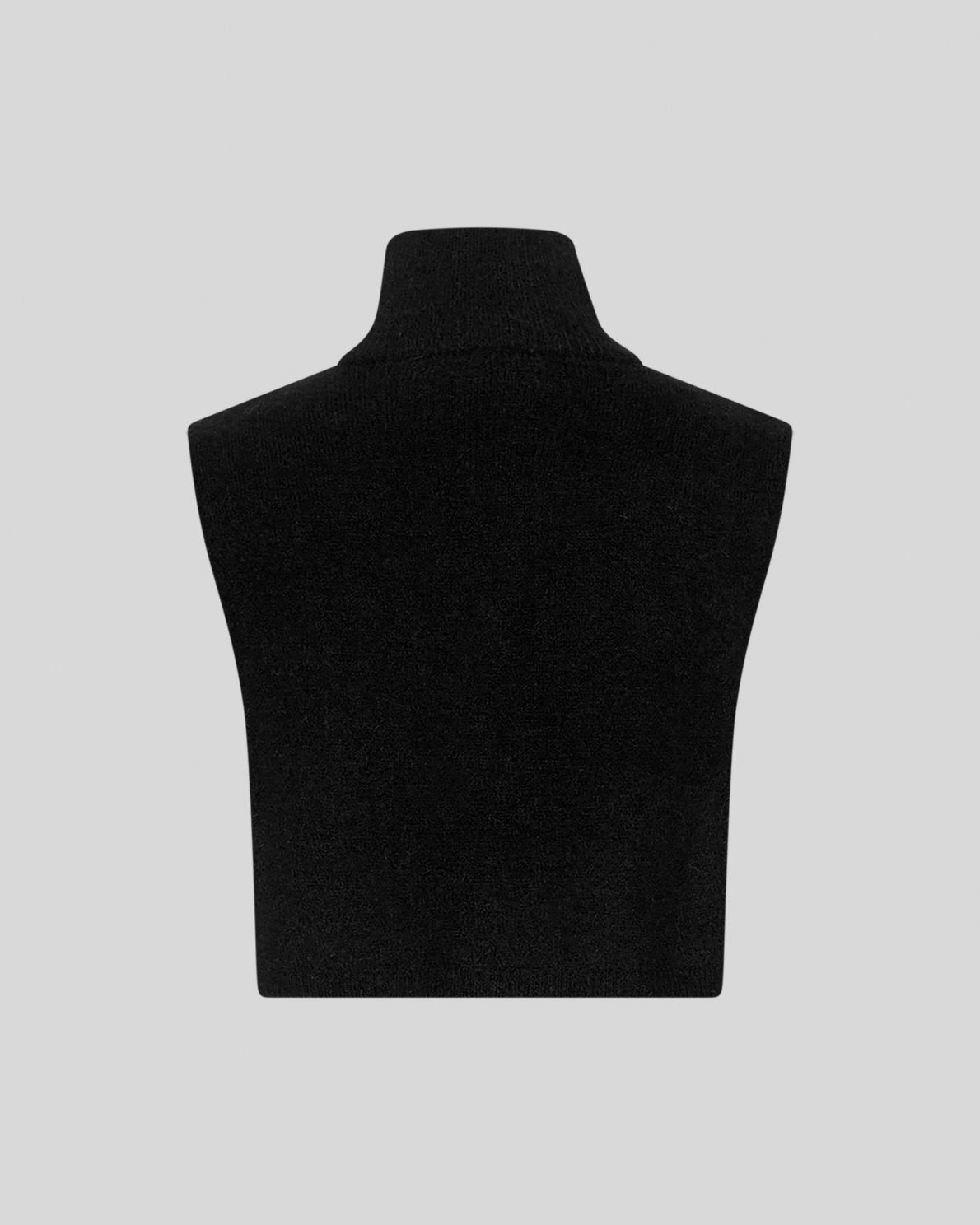 Milania Hope Bib Neck - Svart