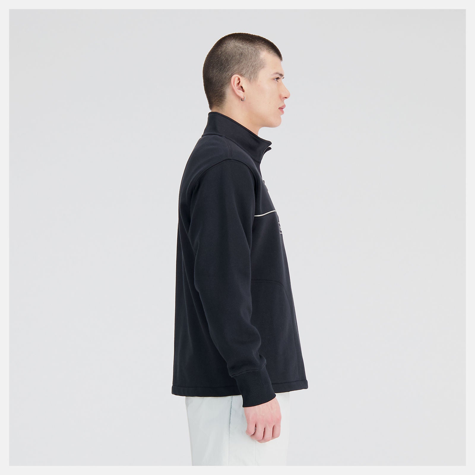Essentials Winter 1/4 Zip - Black