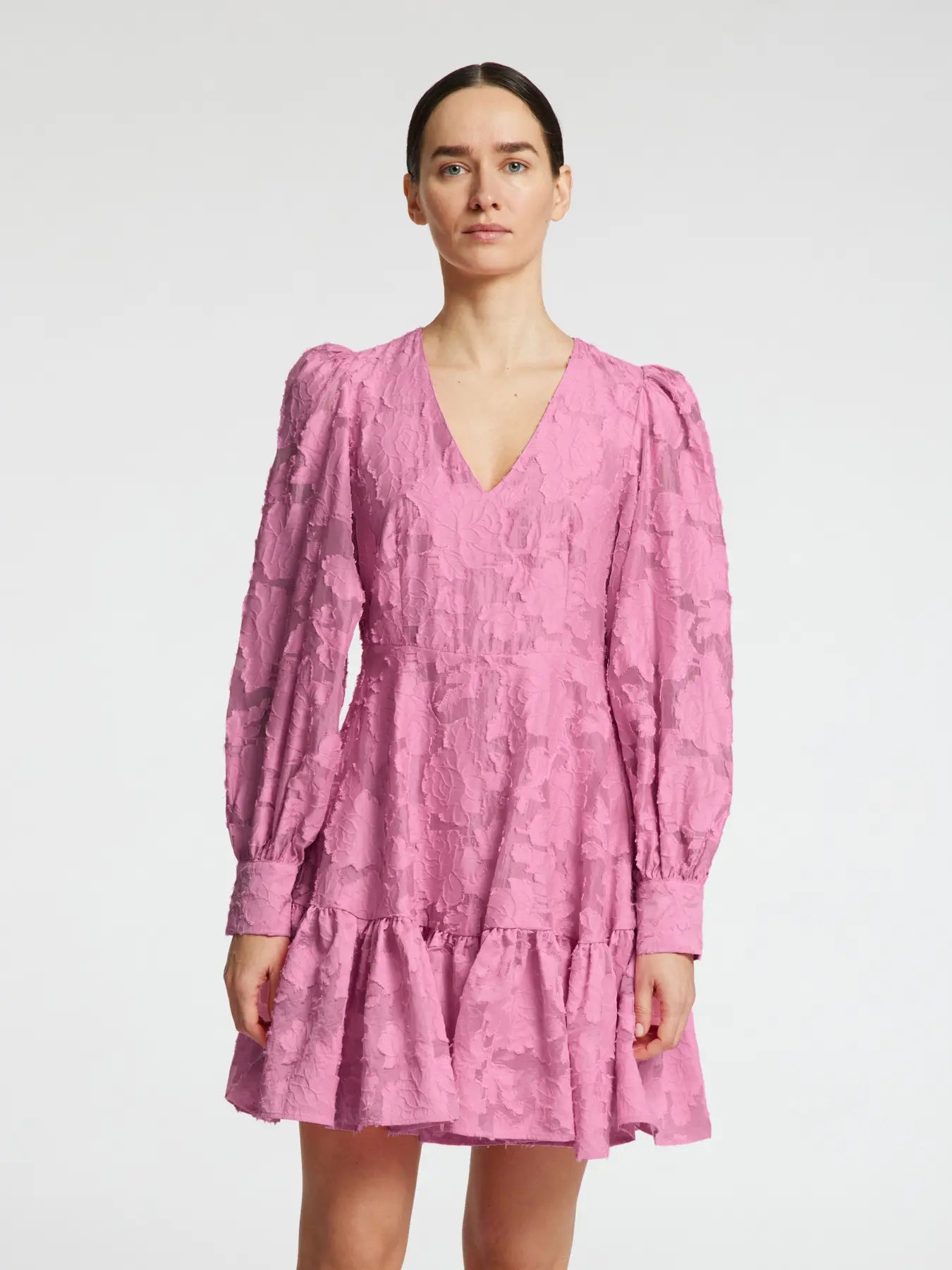 Calli-Sadie Ls Short V-Neck Dress Ff - Rosebloom