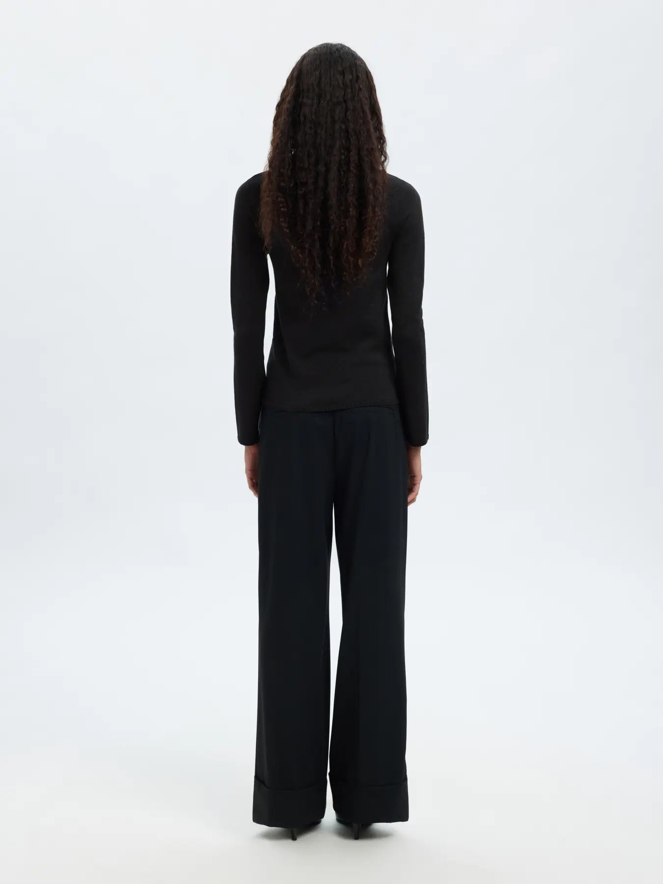 Lura Ls Slim Knit Collar Neck - Black Tonal Lurex