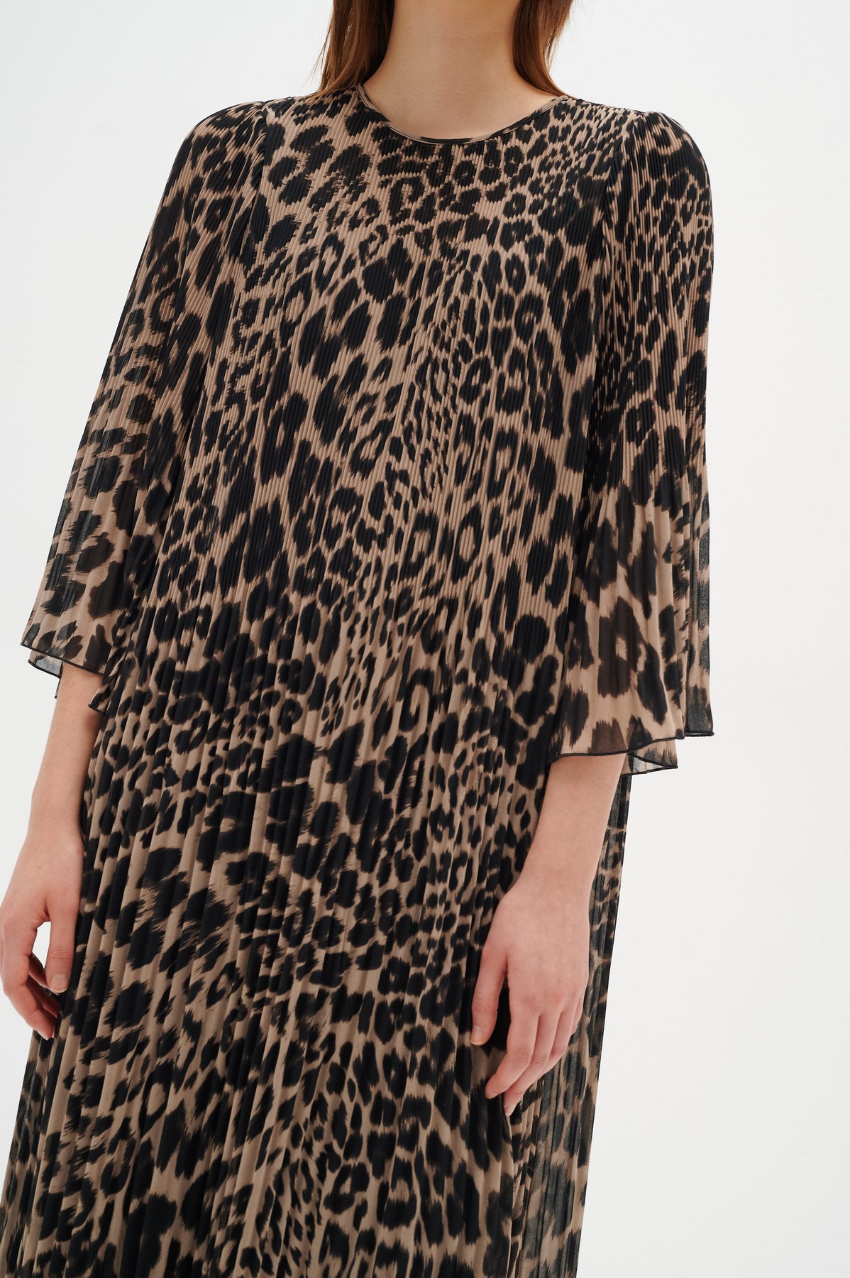 NesdraIW Dress - Natural Motion Leo