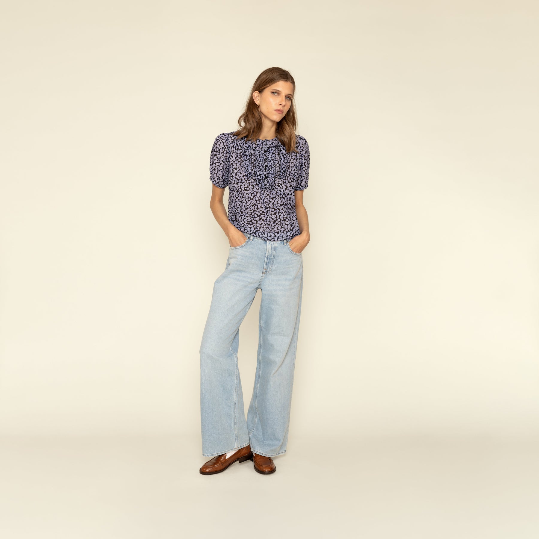 Bergljot Retro Flower - Svart