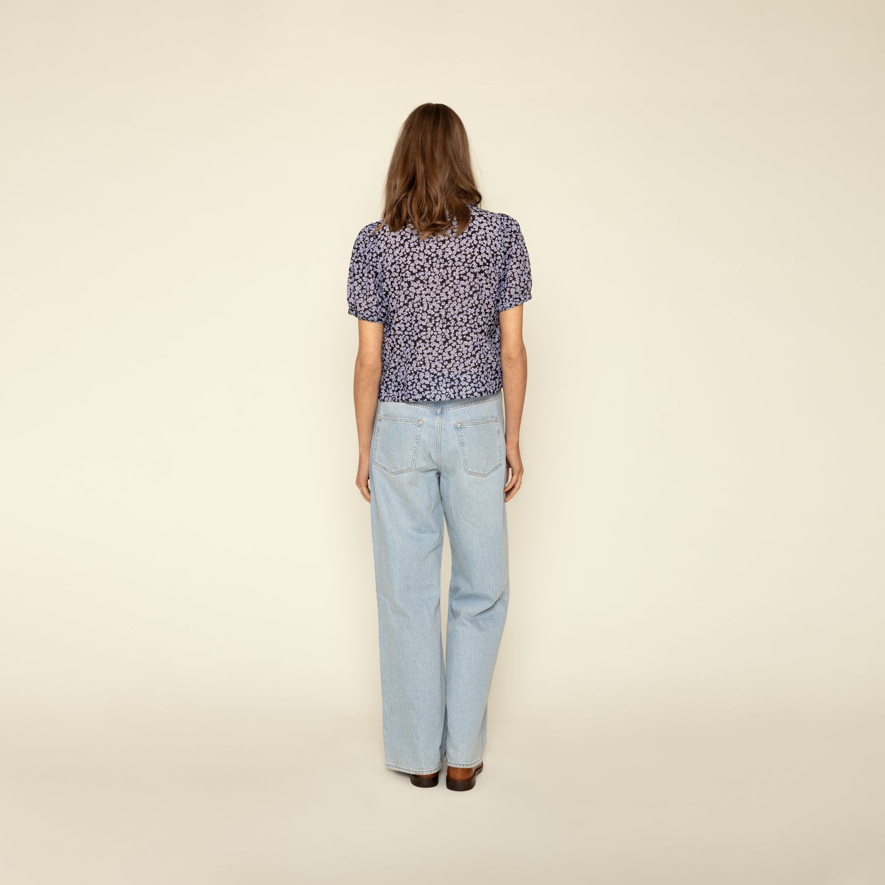 Bergljot Retro Flower - Svart