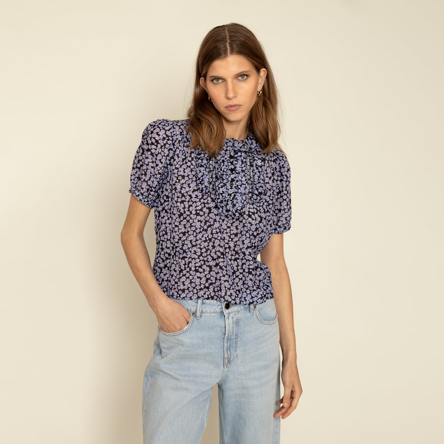 Bergljot Retro Flower - Svart