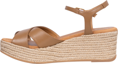 Kira - Dark Camel
