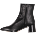 Pega - Black