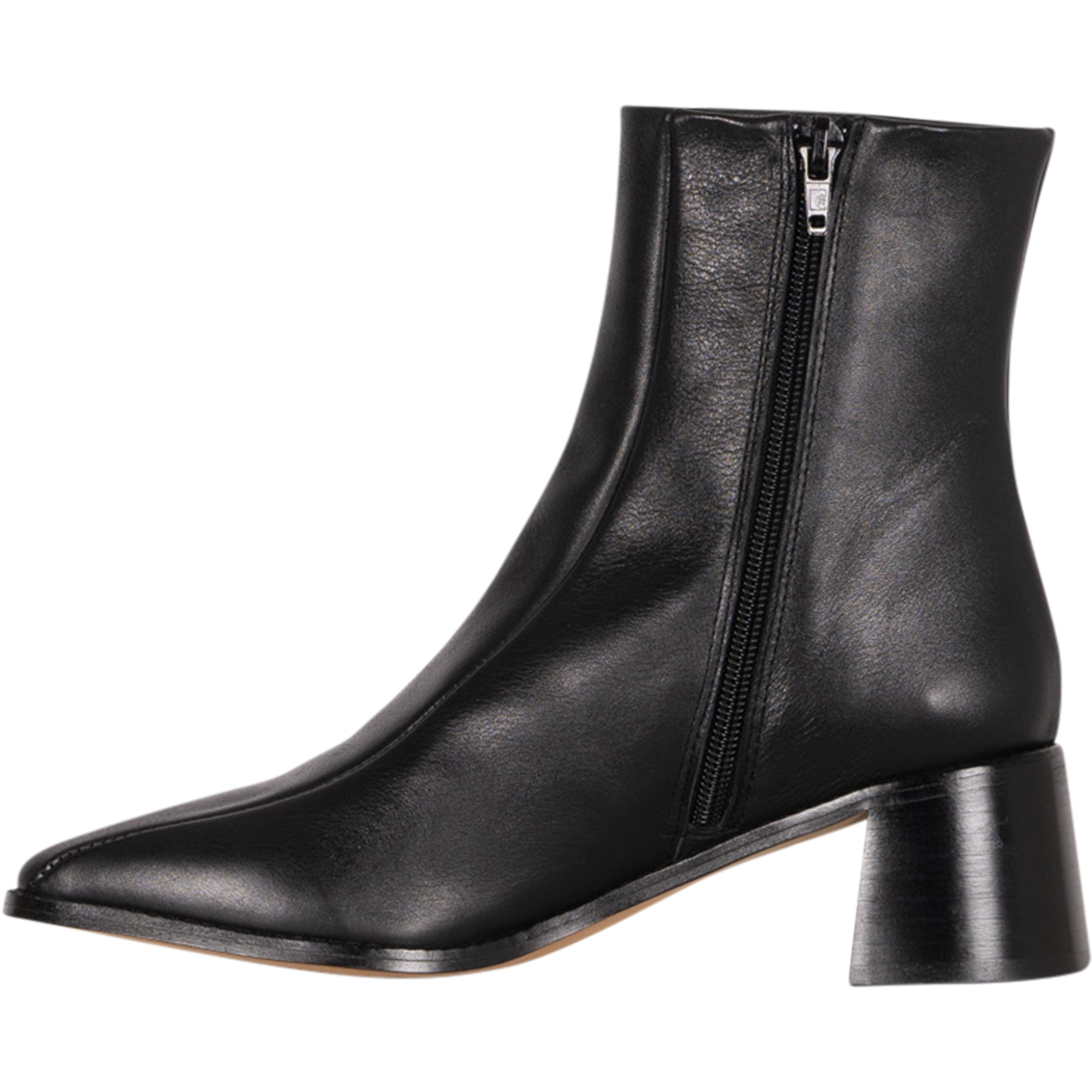 Pega - Black