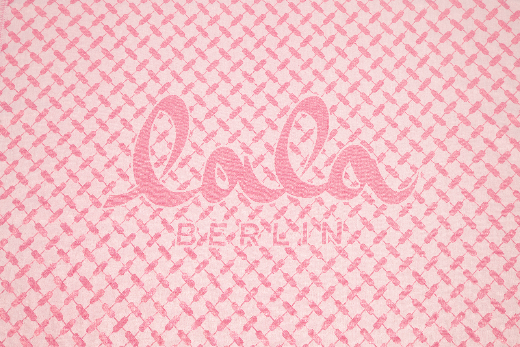 Beach Blanket Benice - Rosa
